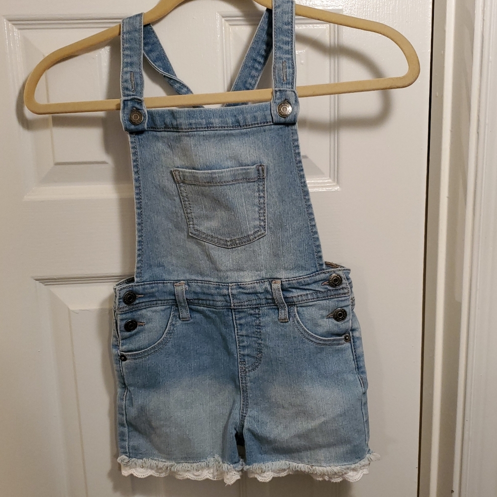 Short overalls